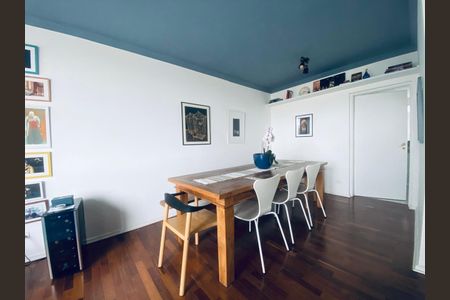 Apartamento à venda com 170m², 4 quartos e 2 vagas