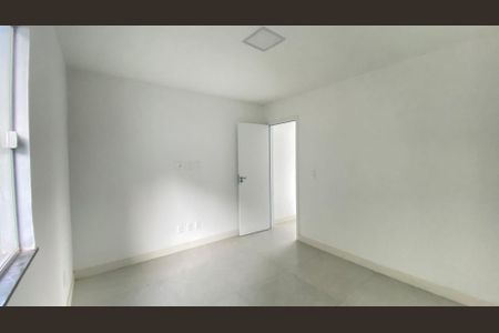 Casa à venda com 3 quartos, 113m² em Serra Grande, Niterói