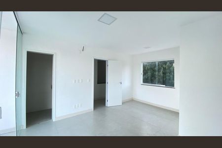 Casa à venda com 3 quartos, 113m² em Serra Grande, Niterói