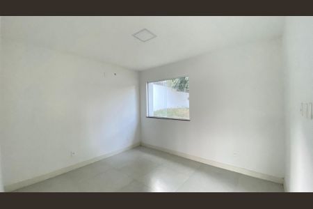 Casa à venda com 3 quartos, 113m² em Serra Grande, Niterói