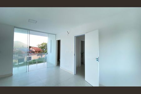 Casa à venda com 3 quartos, 113m² em Serra Grande, Niterói