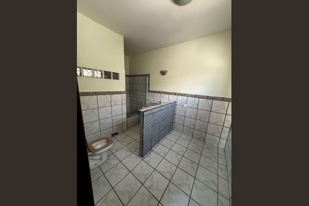 Casa à venda com 5 quartos, 300m² em Engenho do Mato, Niterói