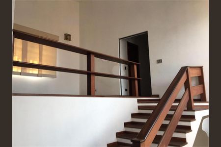 Casa à venda com 377m², 3 quartos e 3 vagas