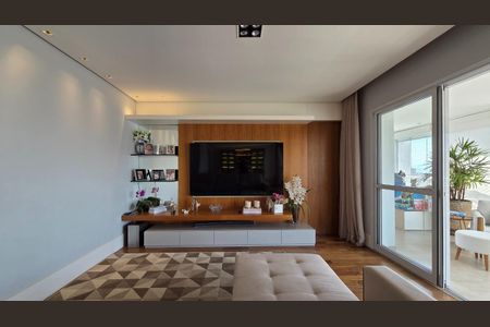 Apartamento à venda com 4 quartos, 201m² em Sumaré, São Paulo