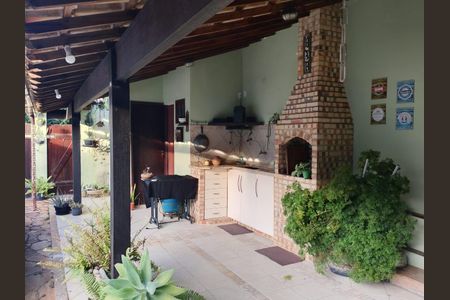 Casa à venda com 3 quartos, 175m² em Engenho do Mato, Niterói