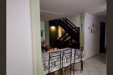 Casa à venda com 3 quartos, 175m² em Engenho do Mato, Niterói