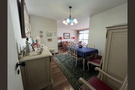 Apartamento à venda com 4 quartos, 170m² em Icaraí, Niterói