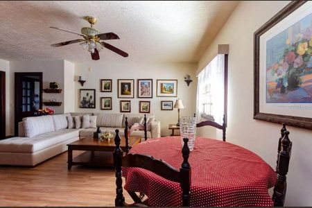 Casa à venda com 5 quartos, 510m² em Camboinhas, Niterói