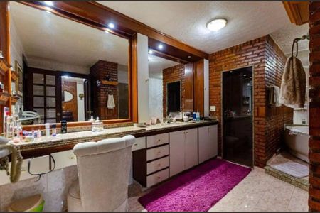 Casa à venda com 5 quartos, 510m² em Camboinhas, Niterói