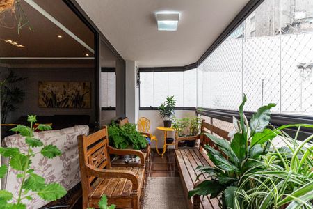 Apartamento à venda com 210m², 4 quartos e 3 vagasVaranda da Sala