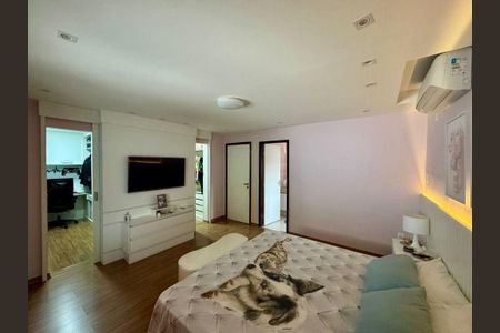 Casa à venda com 4 quartos, 200m² em Piratininga, Niterói