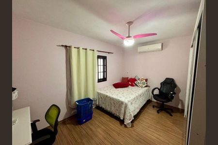 Casa à venda com 4 quartos, 200m² em Piratininga, Niterói