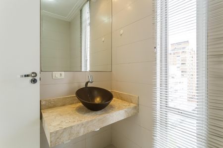 Apartamento para alugar com 78m², 2 quartos e sem vagaBanheiro da Suíte