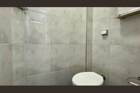 Apartamento para alugar com 55m², 2 quartos e sem vaga Apartamento para alugar com 55m², 2 quartos e sem vagaBanheiro de serviço