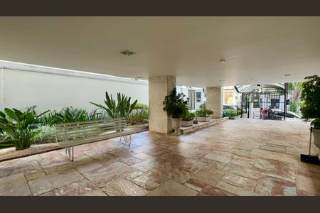 Apartamento para alugar com 55m², 2 quartos e sem vaga Apartamento para alugar com 55m², 2 quartos e sem vagaEntrada