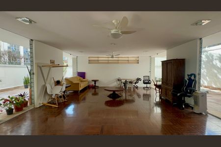 Apartamento para alugar com 55m², 2 quartos e sem vaga Apartamento para alugar com 55m², 2 quartos e sem vagaÁrea comum - Salão de festas