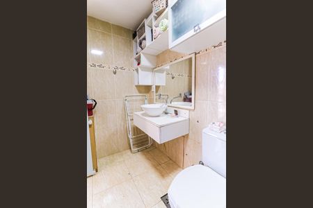 Apartamento à venda com 78m², 2 quartos e 1 vagaBanheiro 2