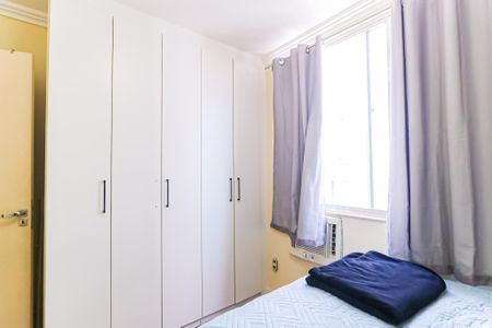 Apartamento à venda com 78m², 2 quartos e 1 vagaQuarto