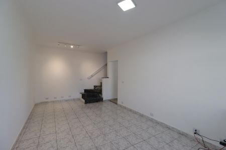 Casa para alugar com 266m², 3 quartos e 5 vagasSala de TV