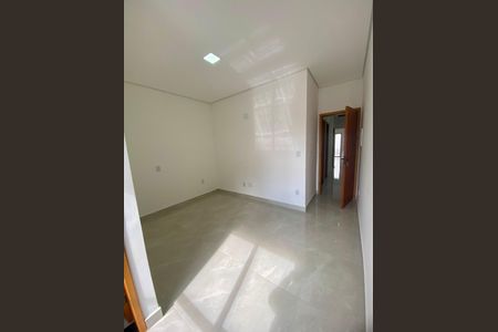 Casa à venda com 3 quartos, 70m² em Parque João Ramalho, Santo André