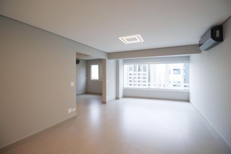 Apartamento à venda com 105m², 4 quartos e 2 vagas Apartamento à venda com 105m², 4 quartos e 2 vagasSala 1