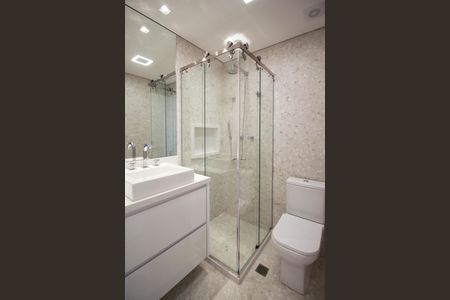 Apartamento à venda com 105m², 4 quartos e 2 vagas Apartamento à venda com 105m², 4 quartos e 2 vagasBanheiro