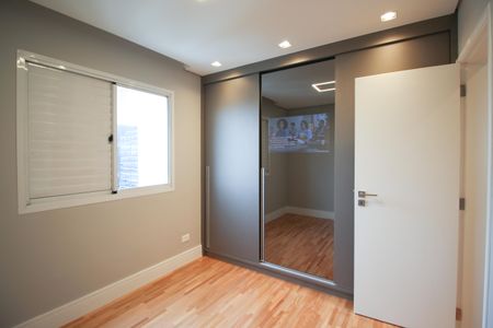 Apartamento à venda com 105m², 4 quartos e 2 vagas Apartamento à venda com 105m², 4 quartos e 2 vagasQuarto 2