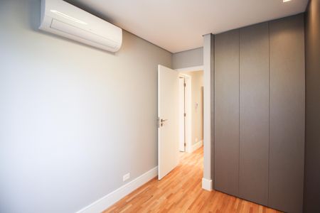 Apartamento à venda com 105m², 4 quartos e 2 vagas Apartamento à venda com 105m², 4 quartos e 2 vagasQuarto 1