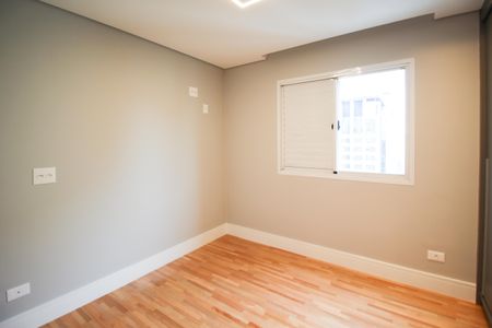 Apartamento à venda com 105m², 4 quartos e 2 vagas Apartamento à venda com 105m², 4 quartos e 2 vagasQuarto 2