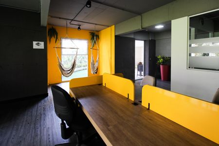 Apartamento à venda com 105m², 4 quartos e 2 vagas Apartamento à venda com 105m², 4 quartos e 2 vagasÁrea comum - Coworking