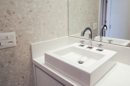 Apartamento à venda com 105m², 4 quartos e 2 vagas Apartamento à venda com 105m², 4 quartos e 2 vagasBanheiro