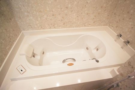 Apartamento à venda com 105m², 4 quartos e 2 vagas Apartamento à venda com 105m², 4 quartos e 2 vagasBanheiro da Suíte