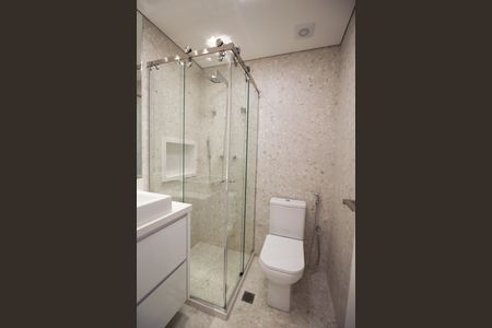 Apartamento à venda com 105m², 4 quartos e 2 vagas Apartamento à venda com 105m², 4 quartos e 2 vagasBanheiro