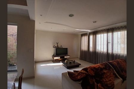 Casa à venda com 3 quartos, 306m² em Cerâmica, São Caetano do Sul