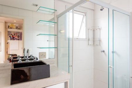 Apartamento à venda com 157m², 3 quartos e 4 vagas