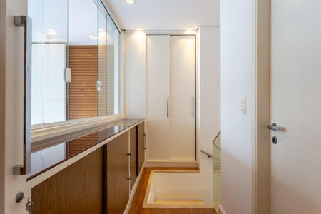 Apartamento à venda com 157m², 3 quartos e 4 vagas