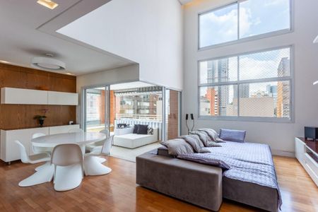Apartamento à venda com 157m², 3 quartos e 4 vagas