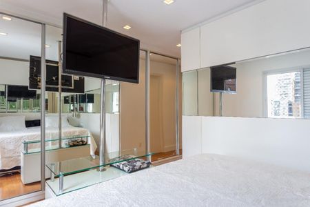 Apartamento à venda com 157m², 3 quartos e 4 vagas
