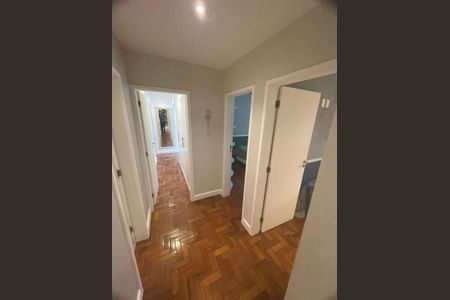 Apartamento à venda com 220m², 3 quartos e 2 vagas
