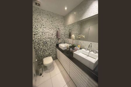 Apartamento à venda com 220m², 3 quartos e 2 vagas