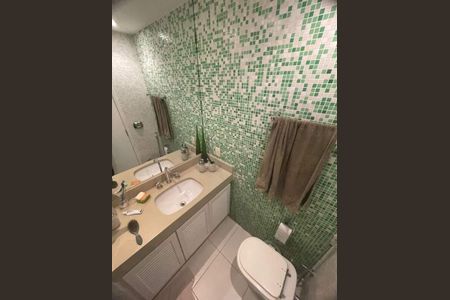 Apartamento à venda com 220m², 3 quartos e 2 vagas