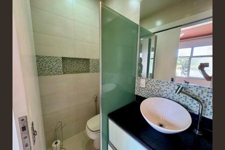 Apartamento à venda com 66m², 2 quartos e sem vaga
