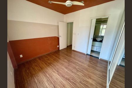 Apartamento à venda com 66m², 2 quartos e sem vaga