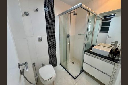 Apartamento à venda com 66m², 2 quartos e sem vaga