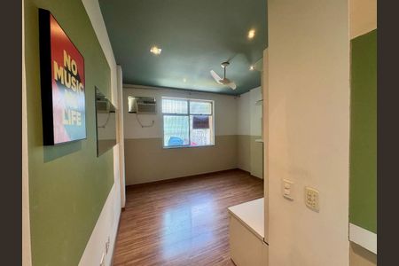 Apartamento à venda com 66m², 2 quartos e sem vaga