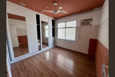 Apartamento à venda com 66m², 2 quartos e sem vaga