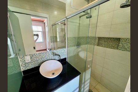 Apartamento à venda com 66m², 2 quartos e sem vaga