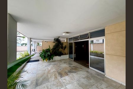 Apartamento à venda com 90m², 3 quartos e 2 vagasPortaria
