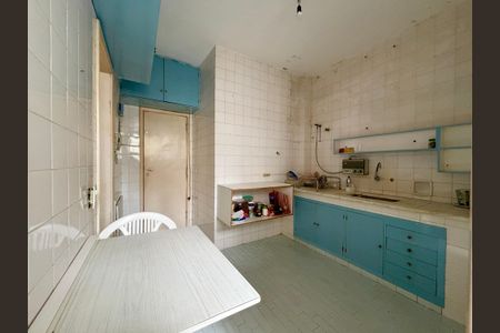 Apartamento à venda com 90m², 3 quartos e 2 vagasCozinha