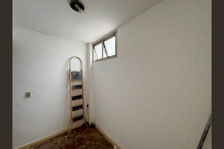 Apartamento à venda com 90m², 3 quartos e 2 vagasÁrea de serviço - suíte 